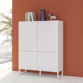 Komoda biała wysoka na 140 cm, szerokość 110 cm